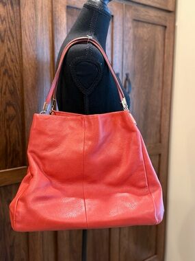 Coach Leather Tote Bag - Classic Women's Shoulder Bag